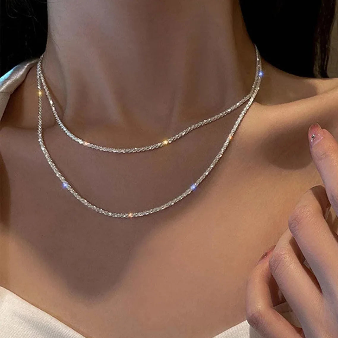 Sparkling Clavicle Chain Necklace